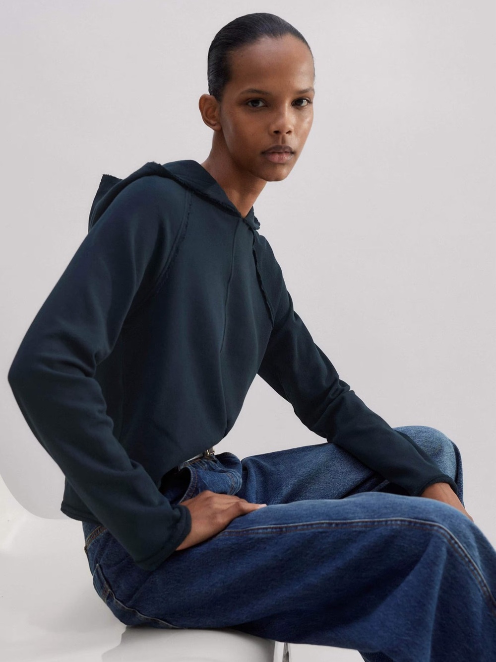 Me+ Em Lightweight Raw Edge Hoody
Cotton Loopback Sweatshirting